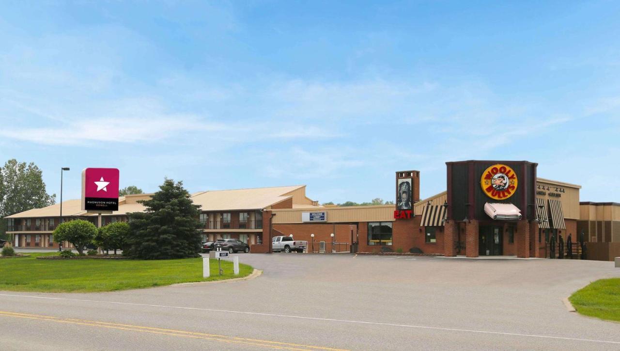 Magnuson Hotel Howell/Brighton Екстериор снимка